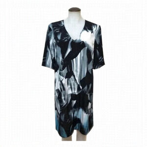 𝅺calvin Klein Watercolor Shift Dress 🌻